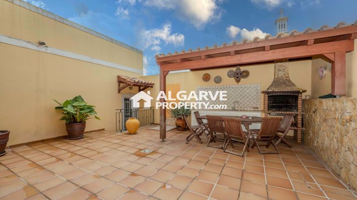 Image No.14-3 Bed Villa for sale