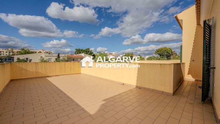 Image No.26-3 Bed Villa for sale