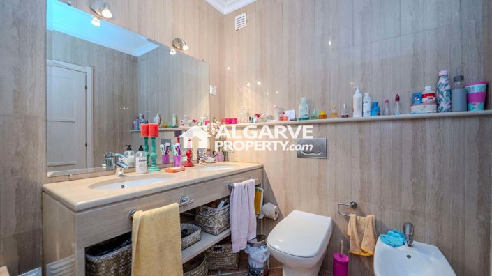 Image No.31-3 Bed Villa for sale