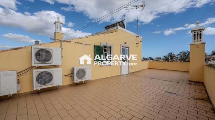 Image No.39-3 Bed Villa for sale