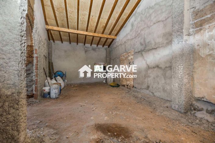 Image No.19-3 Bed Villa for sale