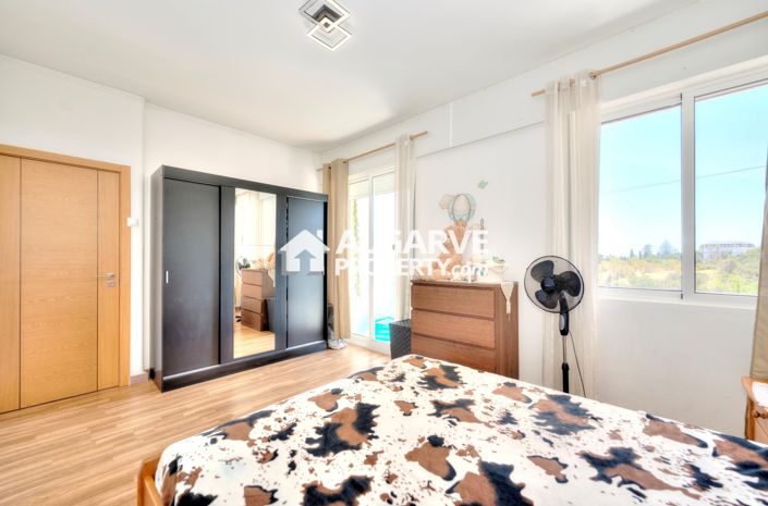 Image No.10-2 Bed Apartment for sale