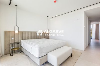 3-8423-78d1f4f8b6655591b02d22fabb36a692d73cca