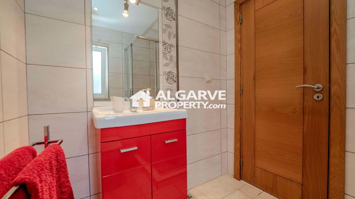 Image No.12-Villa de 5 chambres à vendre à Vilamoura