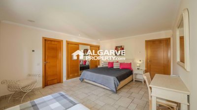 3-12219-78d1f4f8b6655591b02d22fabb36a692d73cc