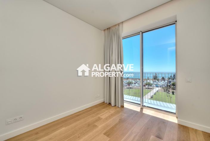 Image No.15-3 Bed Apartment for sale