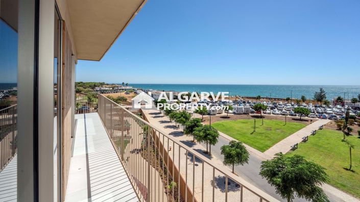 Image No.8-3 Bed Apartment for sale