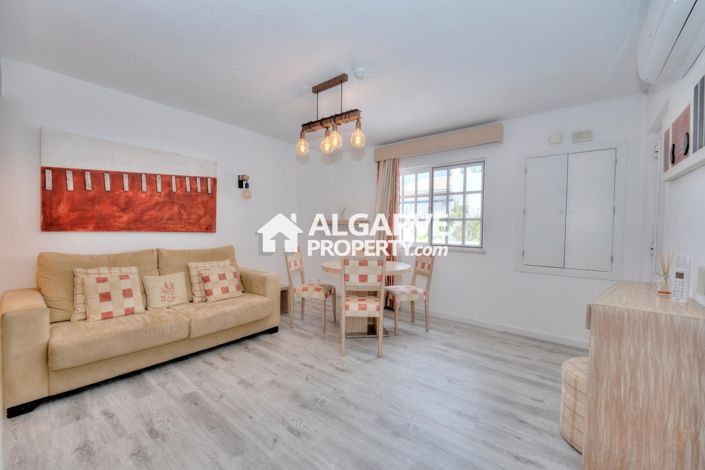 Image No.2-1 Bed Townhouse for sale