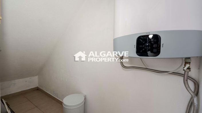 Image No.21-1 Bed Townhouse for sale