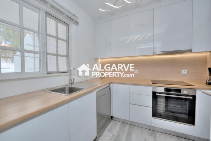 Image No.4-1 Bed Townhouse for sale