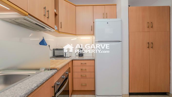 Image No.24-4 Bed Semi-Detached for sale