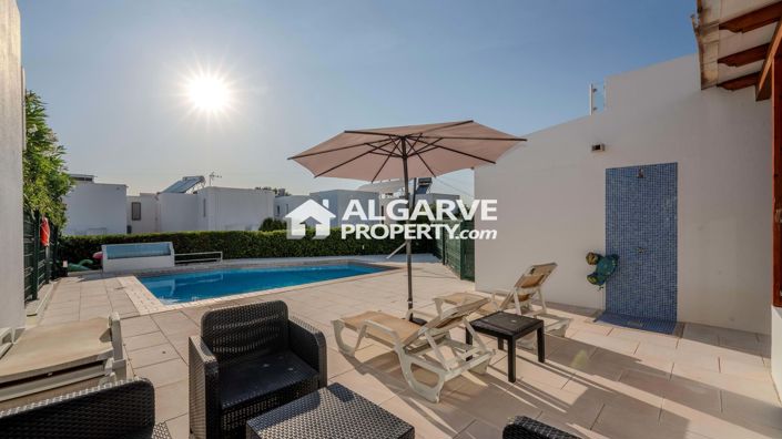 Image No.55-4 Bed Semi-Detached for sale