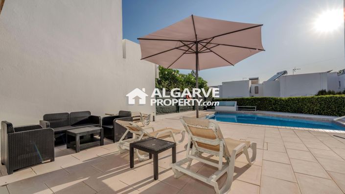 Image No.56-4 Bed Semi-Detached for sale