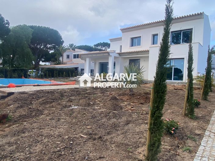 Image No.29-4 Bed Villa for sale