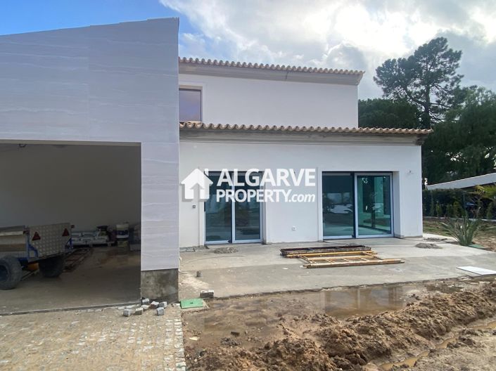 Image No.34-4 Bed Villa for sale