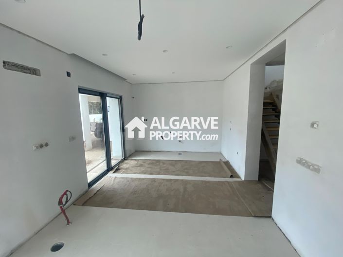 Image No.37-4 Bed Villa for sale