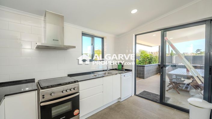 Image No.15-5 Bed Villa for sale