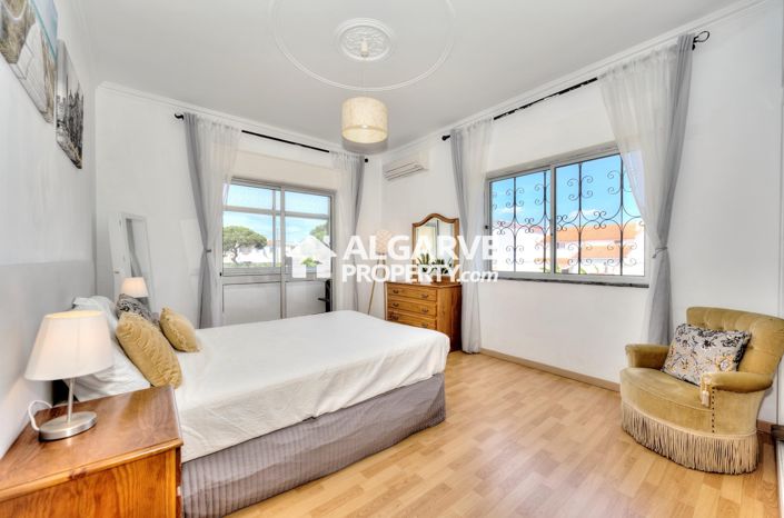 Image No.22-5 Bed Villa for sale