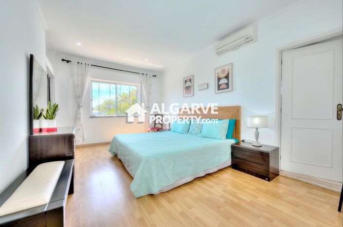 Image No.23-5 Bed Villa for sale