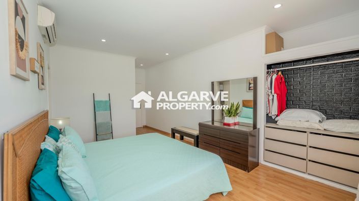 Image No.31-5 Bed Villa for sale