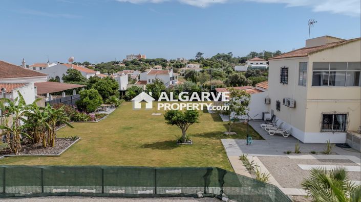 Image No.48-5 Bed Villa for sale