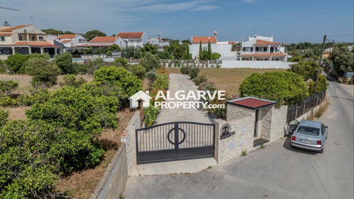 Image No.60-5 Bed Villa for sale