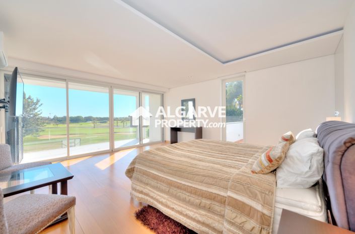 Image No.4-5 Bed Villa for sale