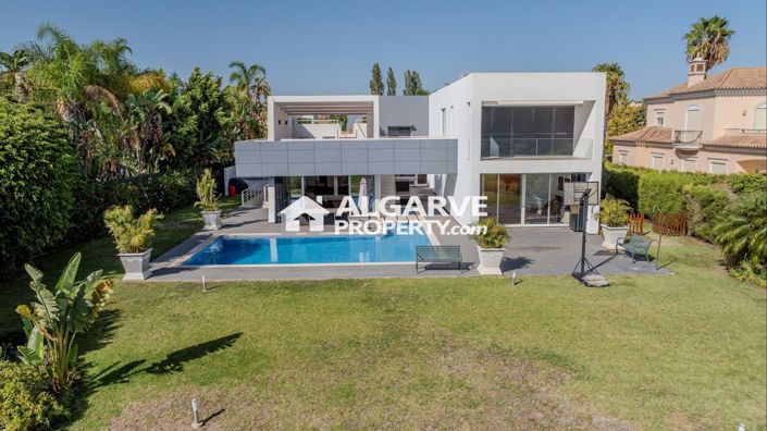 Image No.64-5 Bed Villa for sale