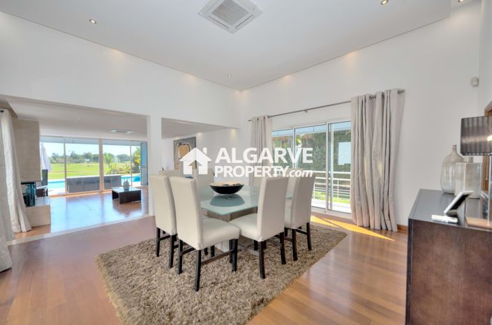 Image No.8-5 Bed Villa for sale