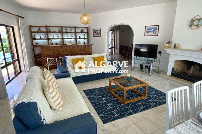 Image No.6-5 Bed Villa for sale