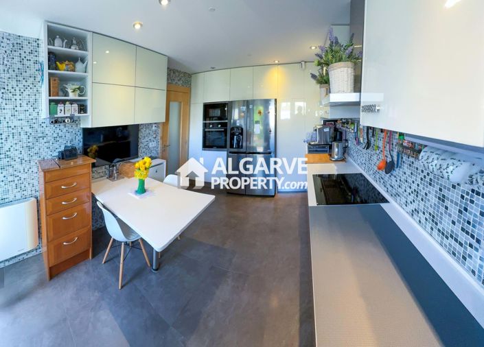 Image No.13-4 Bed Villa for sale