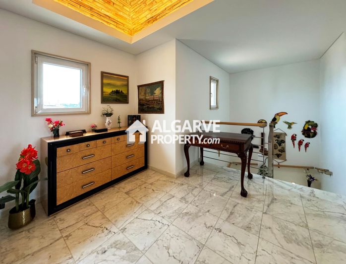 Image No.16-4 Bed Villa for sale