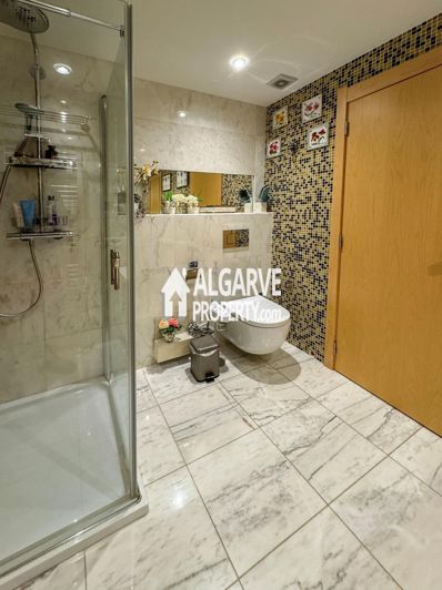 Image No.25-4 Bed Villa for sale