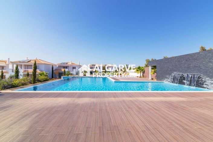 Image No.32-4 Bed Villa for sale