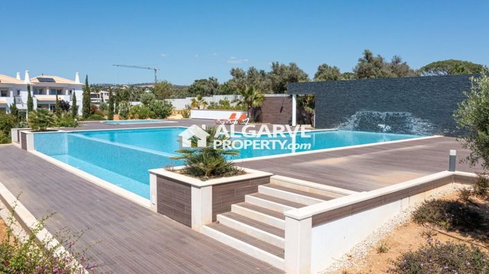 Image No.7-4 Bed Villa for sale