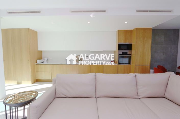 Image No.13-3 Bed Semi-Detached for sale