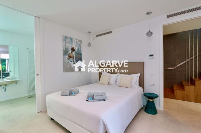 Image No.19-3 Bed Semi-Detached for sale