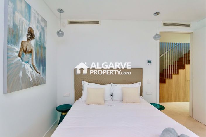 Image No.20-3 Bed Semi-Detached for sale