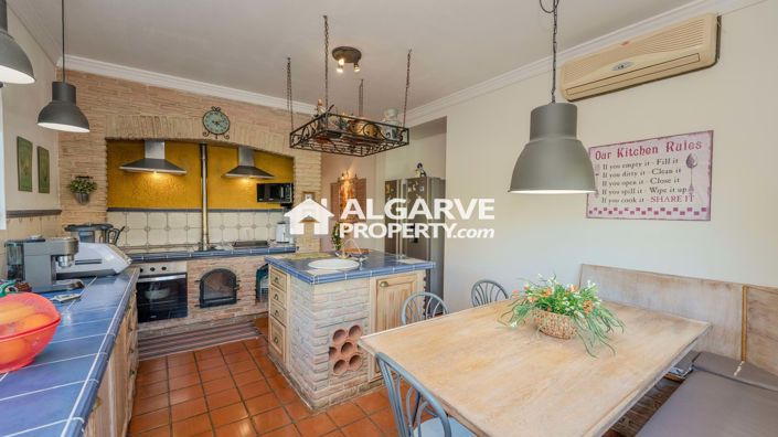 Image No.20-4 Bed Villa for sale