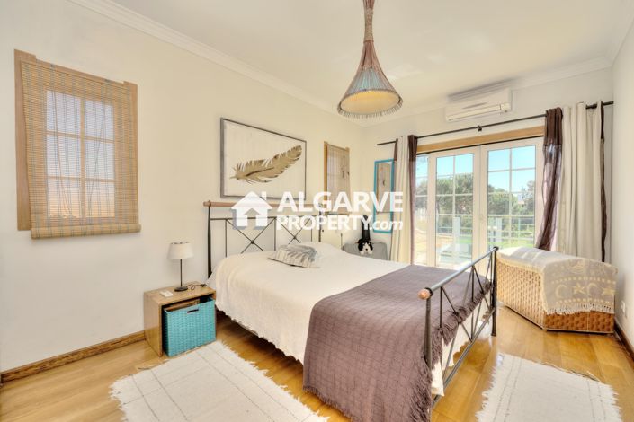 Image No.31-4 Bed Villa for sale