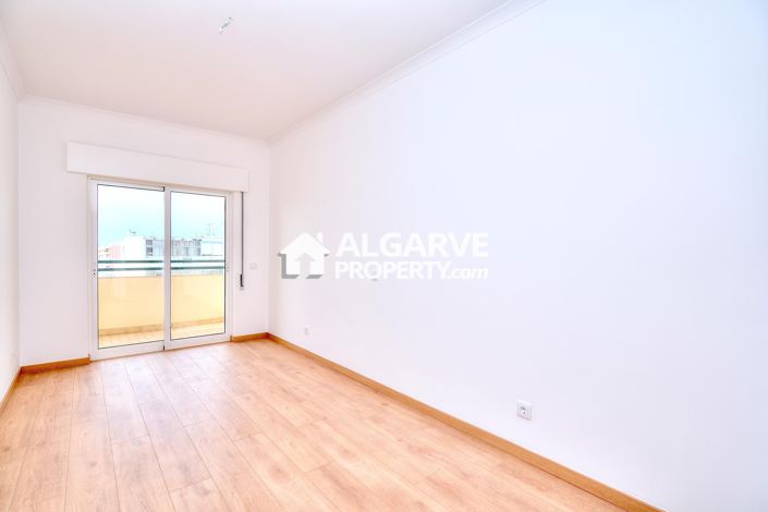 Image No.11-4 Bed Apartment for sale