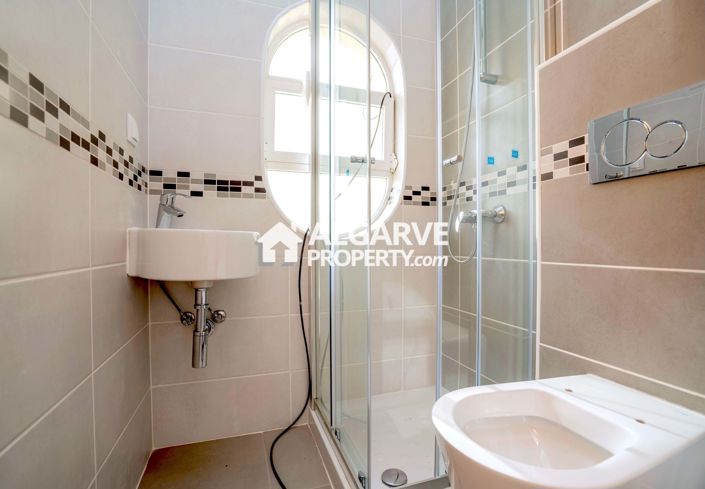 Image No.35-4 Bed Apartment for sale