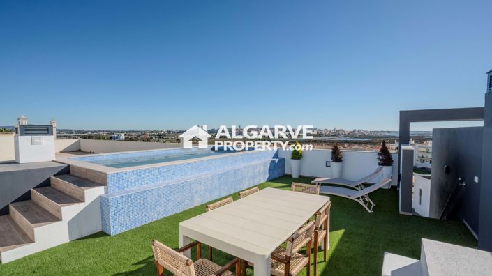 Image No.15-3 Bed Apartment for sale