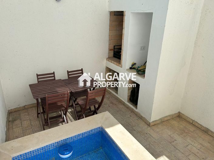 Image No.16-16 Bed Apartment for sale