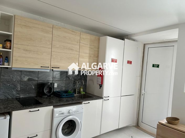 Image No.6-16 Bed Apartment for sale