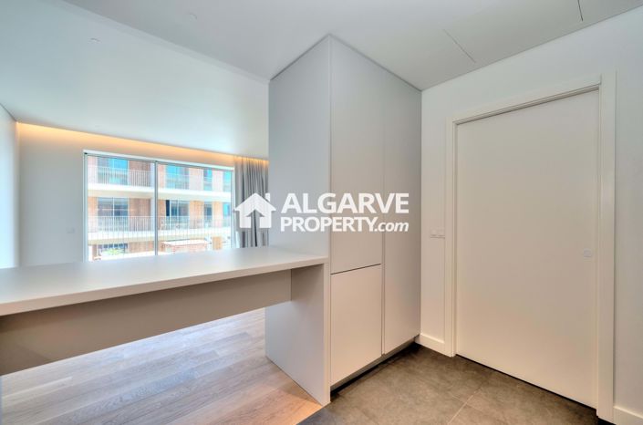 Image No.16-2 Bed Apartment for sale