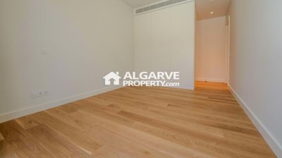 3-12271-78d1f4f8b6655591b02d22fabb36a692d73cc