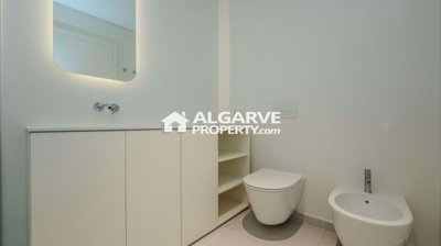 3-12271-78d1f4f8b6655591b02d22fabb36a692d73cc