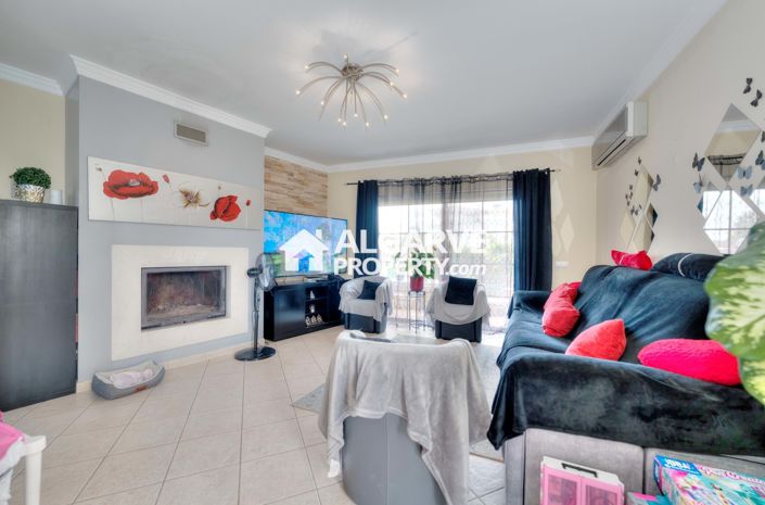 Image No.3-4 Bed Townhouse for sale