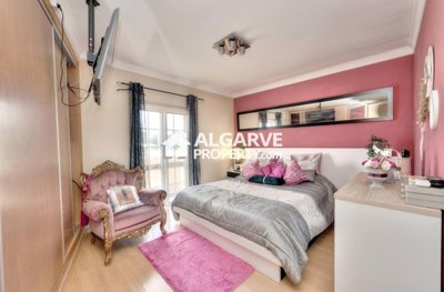 3-12027-78d1f4f8b6655591b02d22fabb36a692d73cc